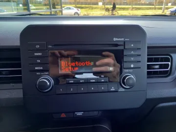 Car image 35