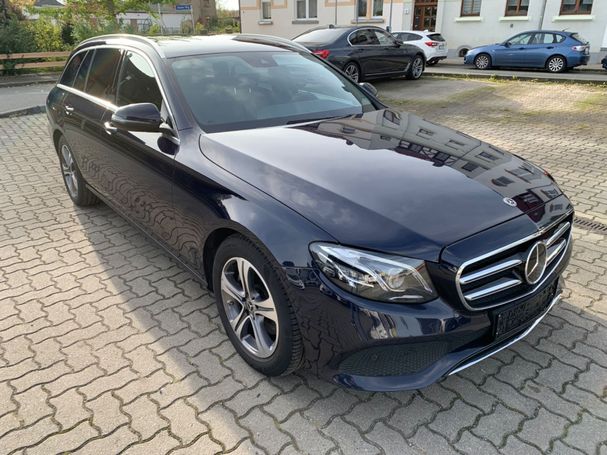 Mercedes-Benz E 220 d T 4Matic 143 kW image number 3