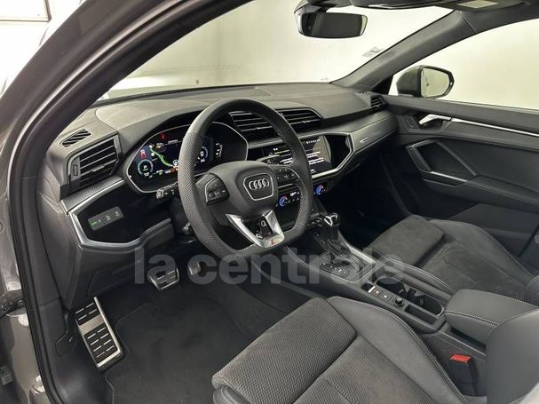 Audi Q3 1.4 TFSIe S tronic S-line 180 kW image number 7