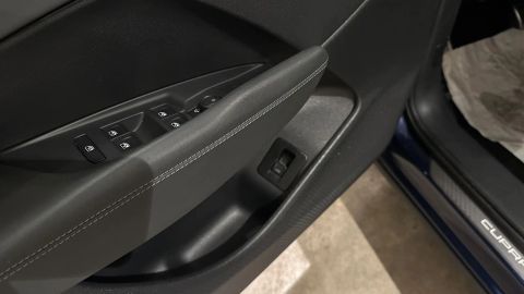 Car image 35