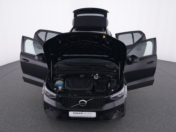 Volvo XC40 T2 Plus Dark 95 kW image number 13