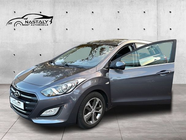 Hyundai i30 blue Classic 81 kW image number 1