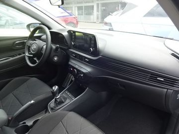 Car image 26