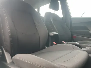 Car image 49