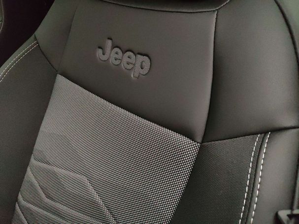 Jeep Avenger 1.2 74 kW image number 37