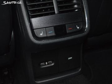 Car image 47