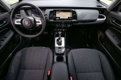 Car image 14