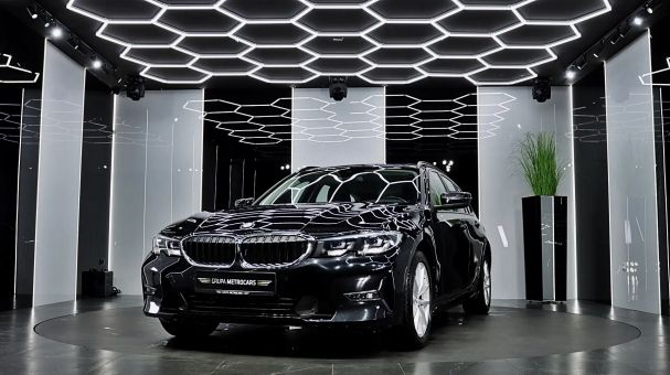 BMW 318d Touring 110 kW image number 3