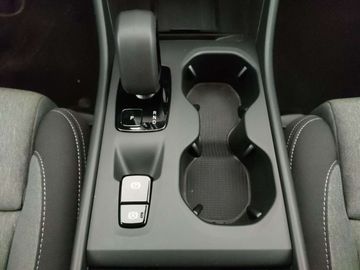 Car image 30