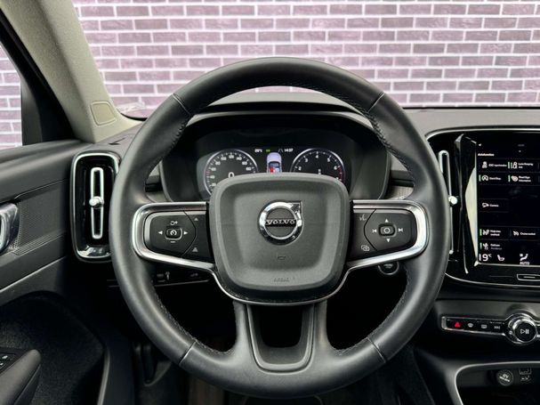 Volvo XC40 T2 Inscription 95 kW image number 31