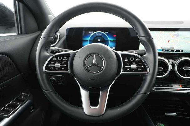 Mercedes-Benz GLA 180 d 85 kW image number 13