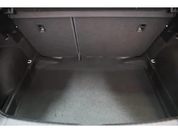 Car image 42