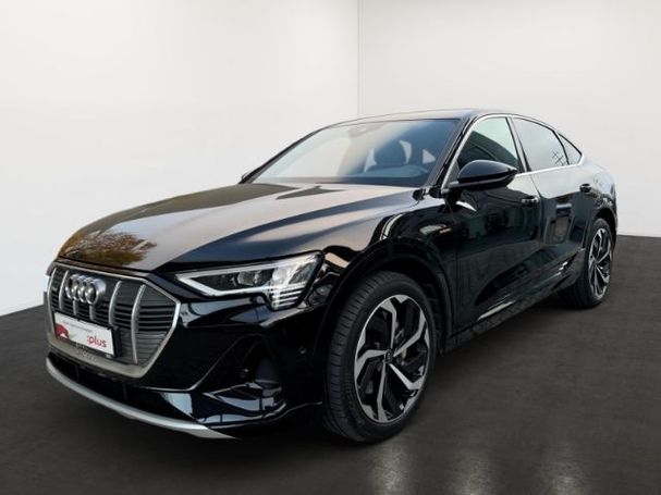 Audi e-tron 50 quattro S-line 230 kW image number 1