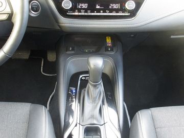 Car image 21