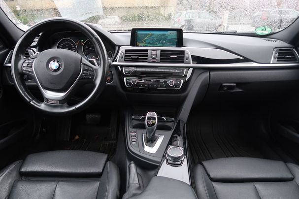 BMW 330d Touring xDrive 190 kW image number 10