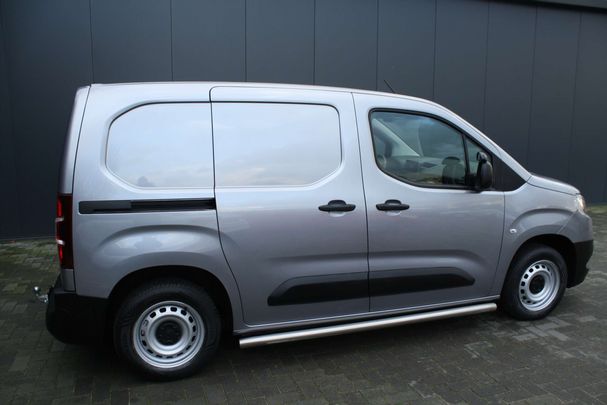 Toyota Proace City 1.5 D-4D 57 kW image number 9