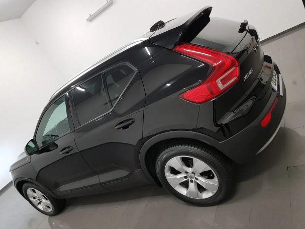 Volvo XC40 D4 140 kW image number 30