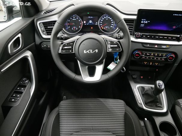 Kia Ceed 1.0 T-GDI 74 kW image number 16