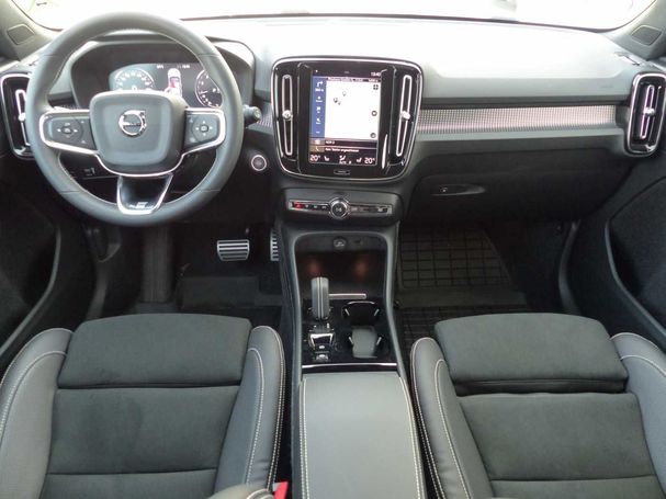 Volvo XC40 T3 Geartronic 120 kW image number 7