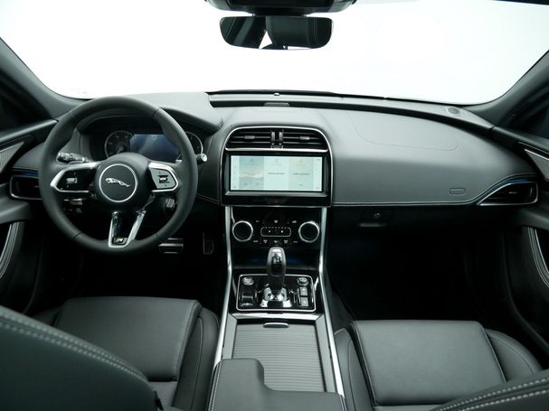 Jaguar XE D200 R-Dynamic Black 150 kW image number 8