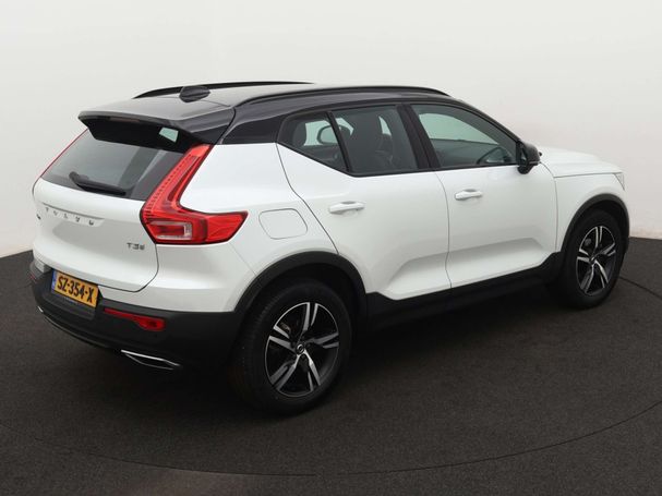 Volvo XC40 T3 115 kW image number 11