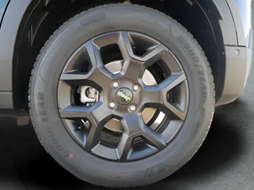 Car image 36