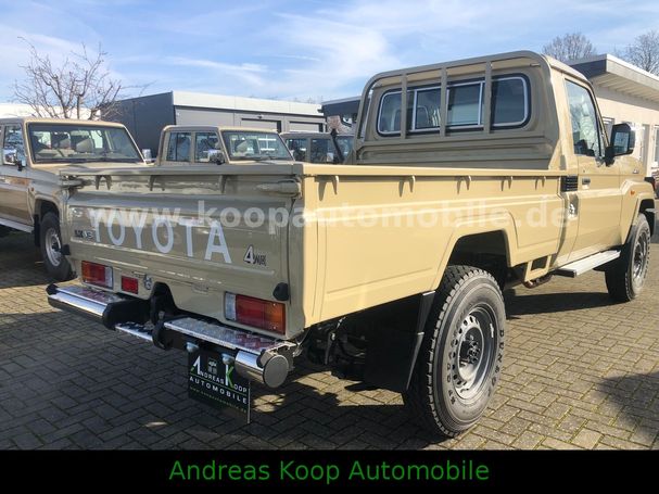 Toyota Land Cruiser 170 kW image number 4