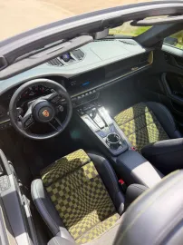 Car image 37