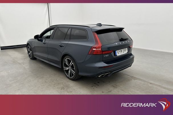 Volvo V60 T8 R Design AWD 288 kW image number 9