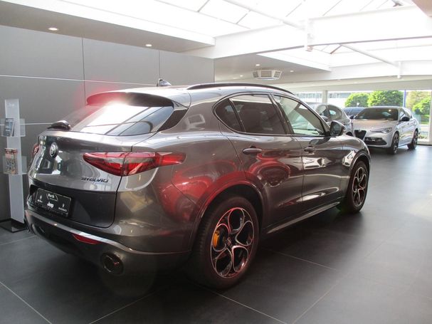 Alfa Romeo Stelvio 2.2 Diesel 16V AT8 Q4 154 kW image number 4