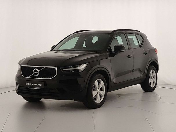 Volvo XC40 D3 Momentum 110 kW image number 1