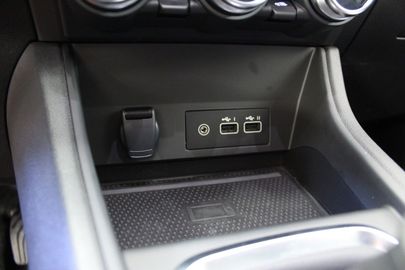 Car image 31