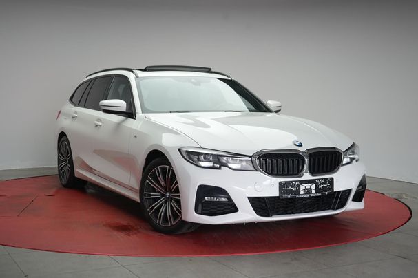 BMW 330d Touring M Sport xDrive 210 kW image number 2