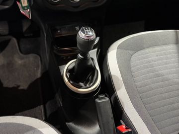 Car image 31