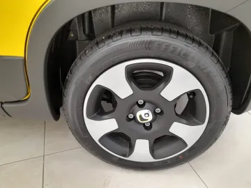 Car image 28