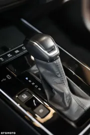 Car image 40