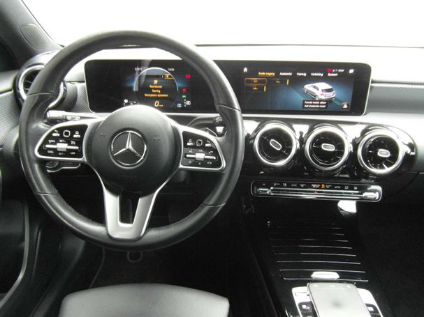 Mercedes-Benz A 180 100 kW image number 19