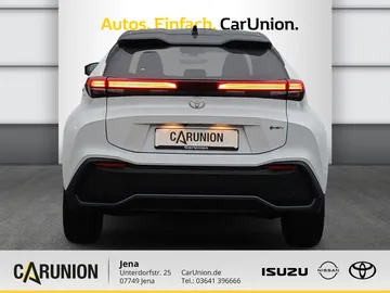 Car image 5
