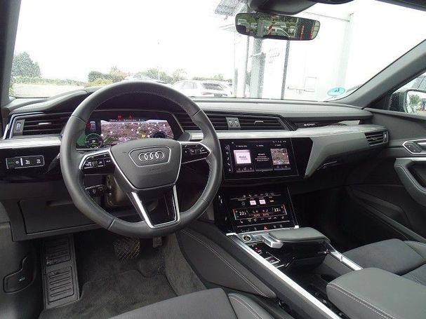 Audi Q8 55 quattro e-tron S-line 300 kW image number 10