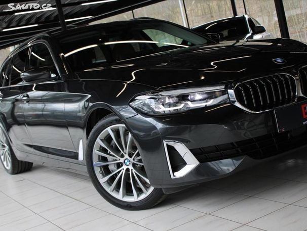 BMW 530d Touring xDrive 210 kW image number 40