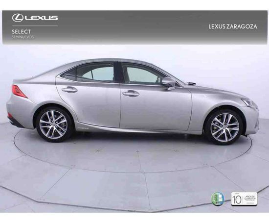 Lexus IS 300 H 164 kW image number 8