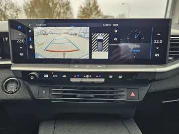 Car image 39