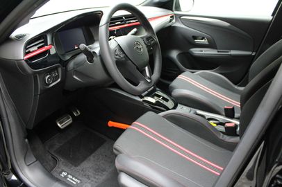 Car image 10