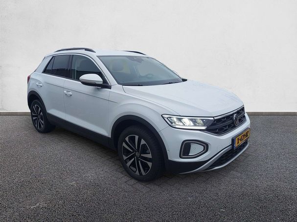 Volkswagen T-Roc 1.0 TSI T-Roc 81 kW image number 2