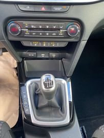 Car image 36