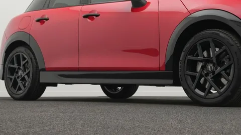 Car image 23