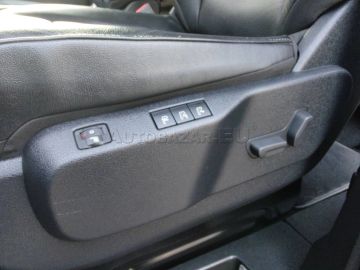 Car image 36