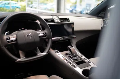 Car image 21