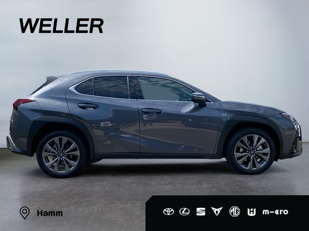 Lexus UX 300h 146 kW image number 17