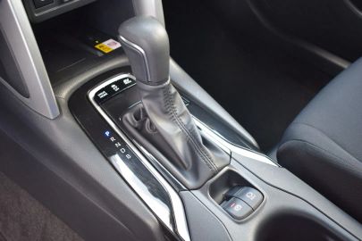 Car image 20